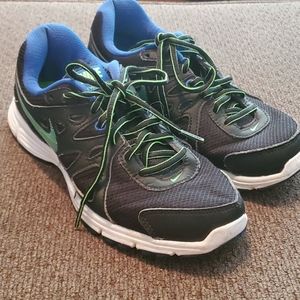 nike revolution 2 womens junk